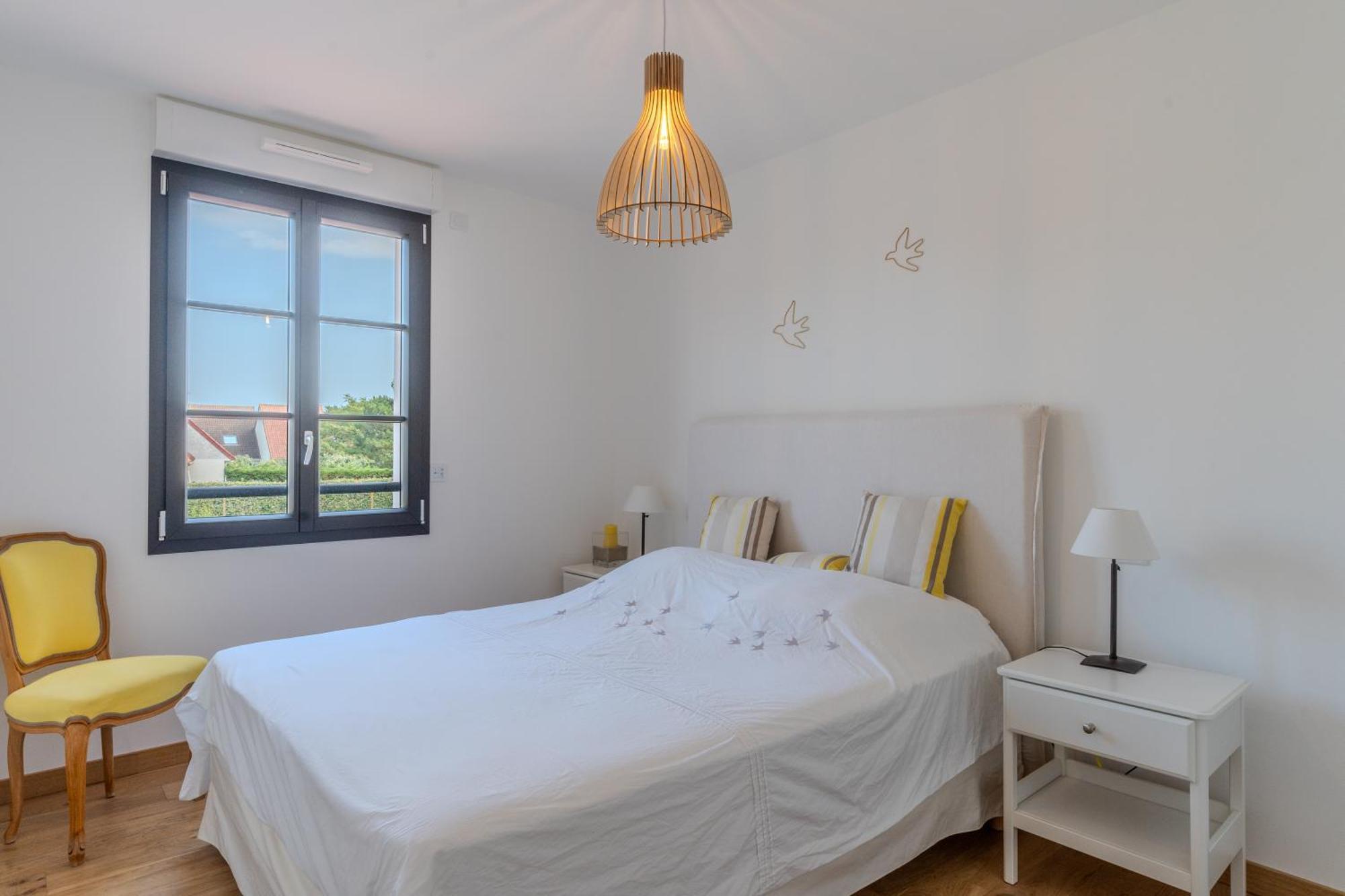 Superbe Maison Neuve Proche Centre-ville Et Pour 4 Personnes Villa